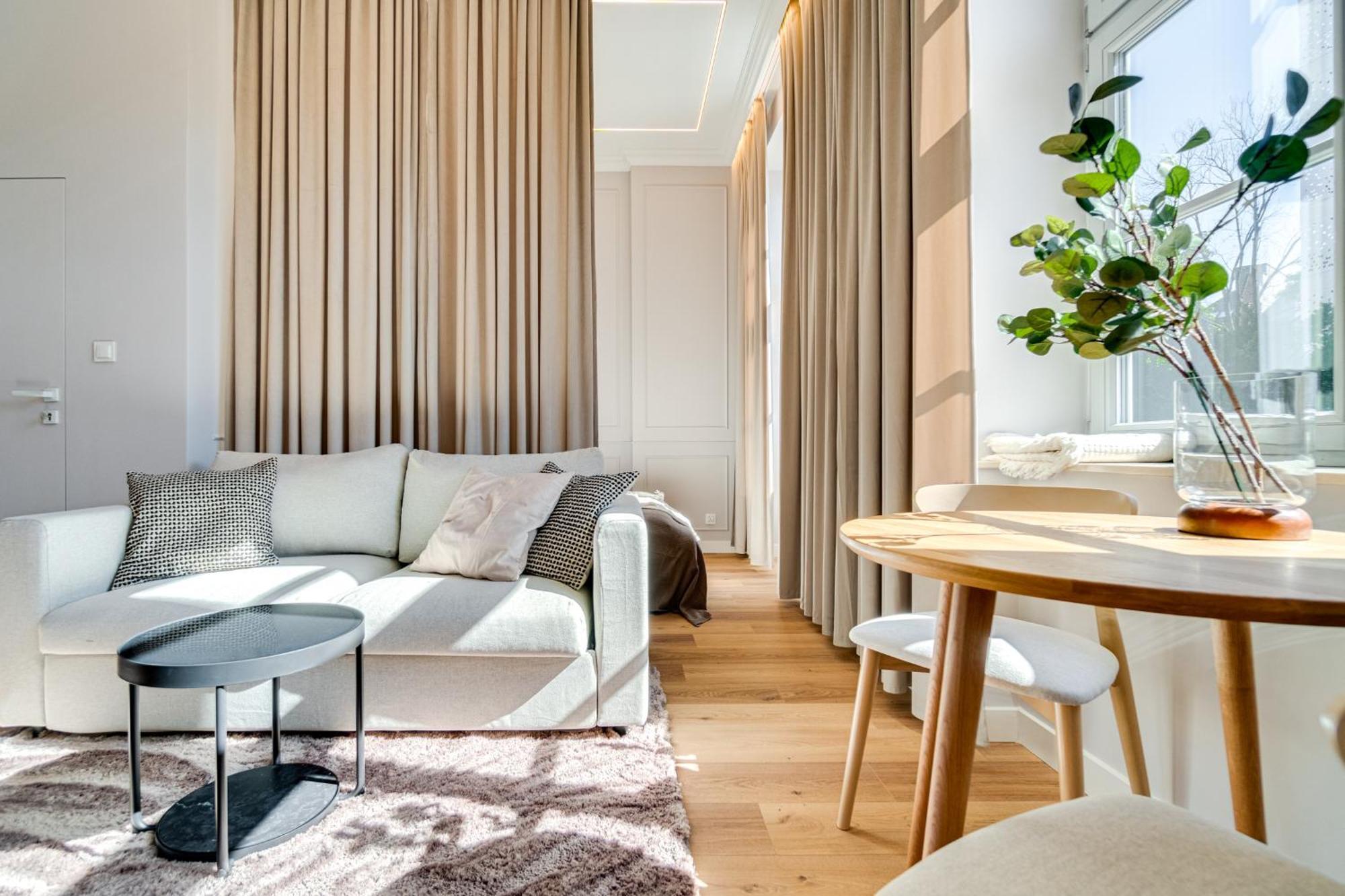 Apartment Poniatowskiego Parkside Studio~parking And Lift *
